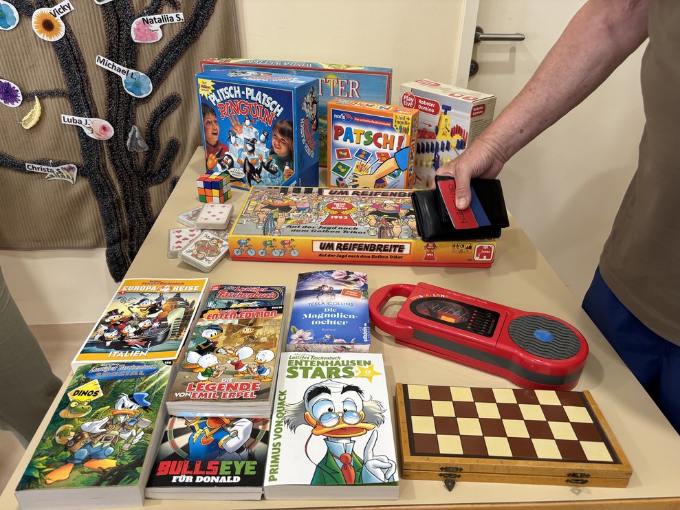 Spiele und Bücher